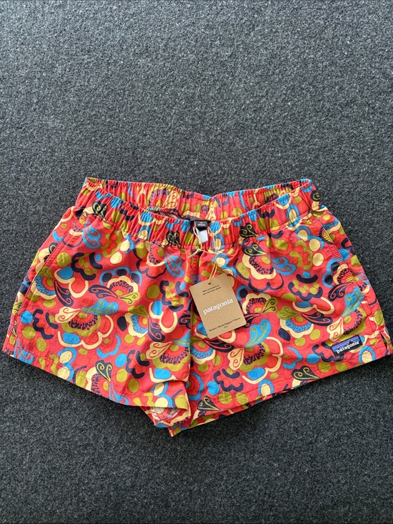 Patagonia Pants - Patagonia Women's barely Baggies- 2.5 in inseam; XS